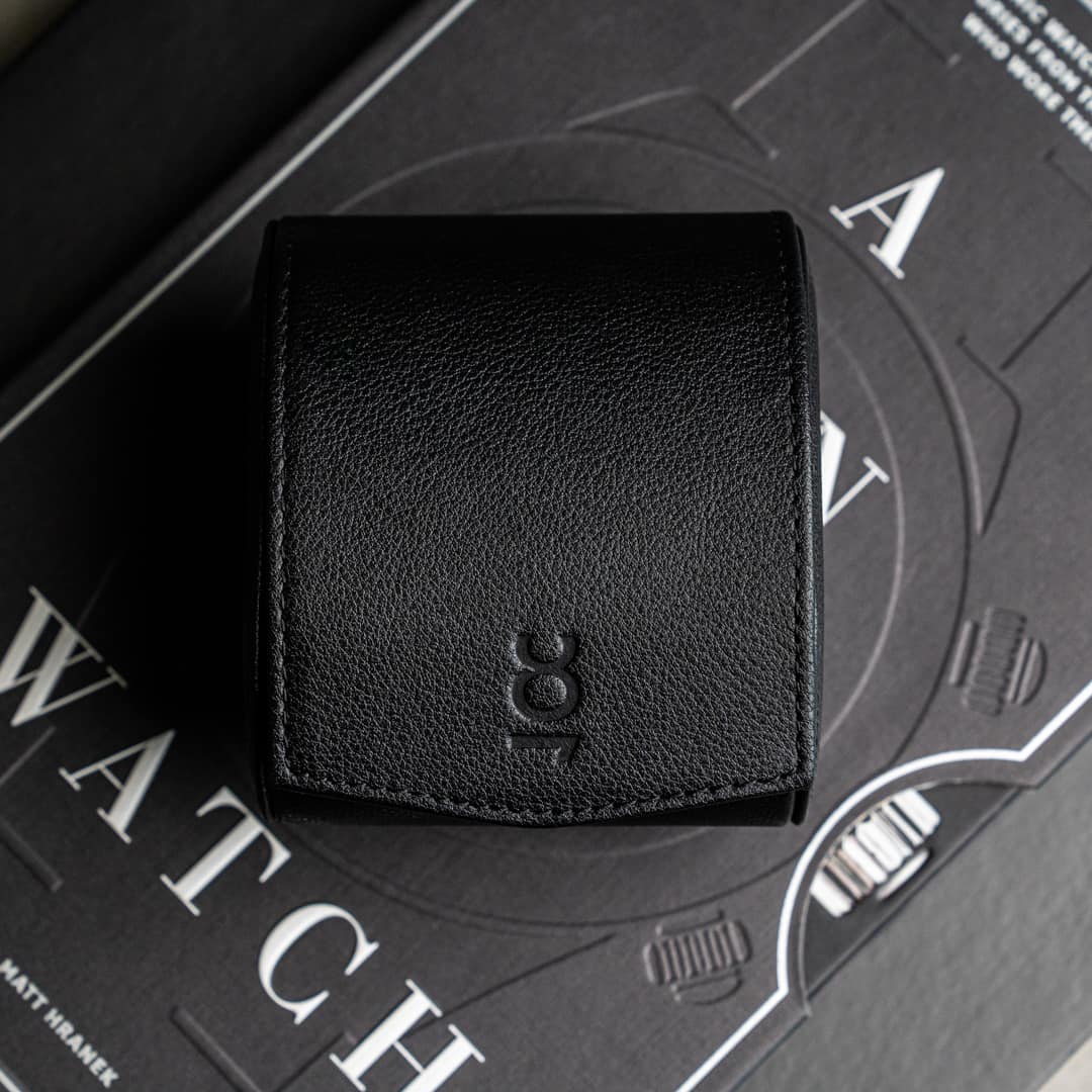 Single Travel Roll - All Black