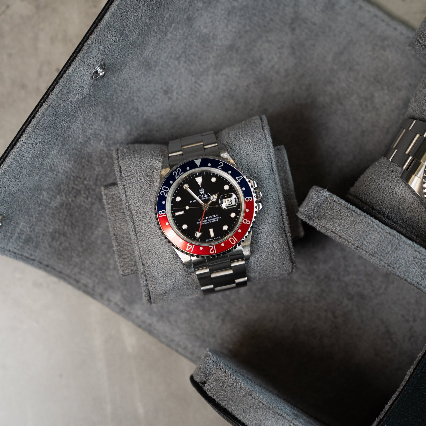 Personalized Two Slot Watch Roll - Black Grey