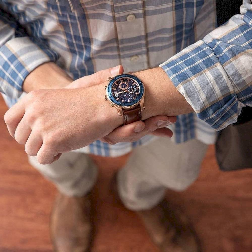 Guess W0673G3