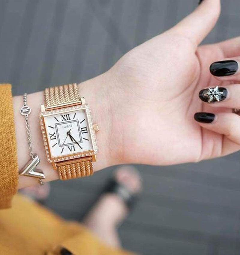 Guess W0826l2